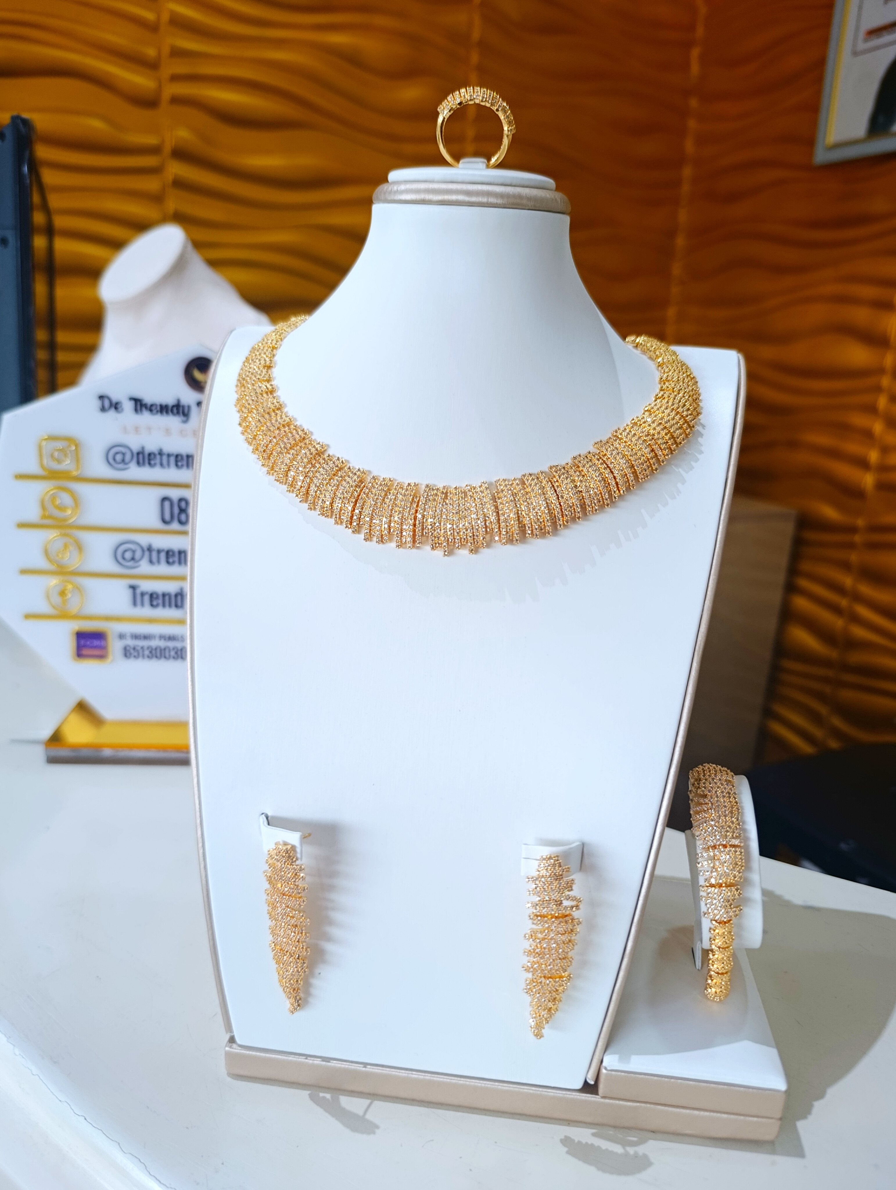AAA CUBIC ZIRCONIA5