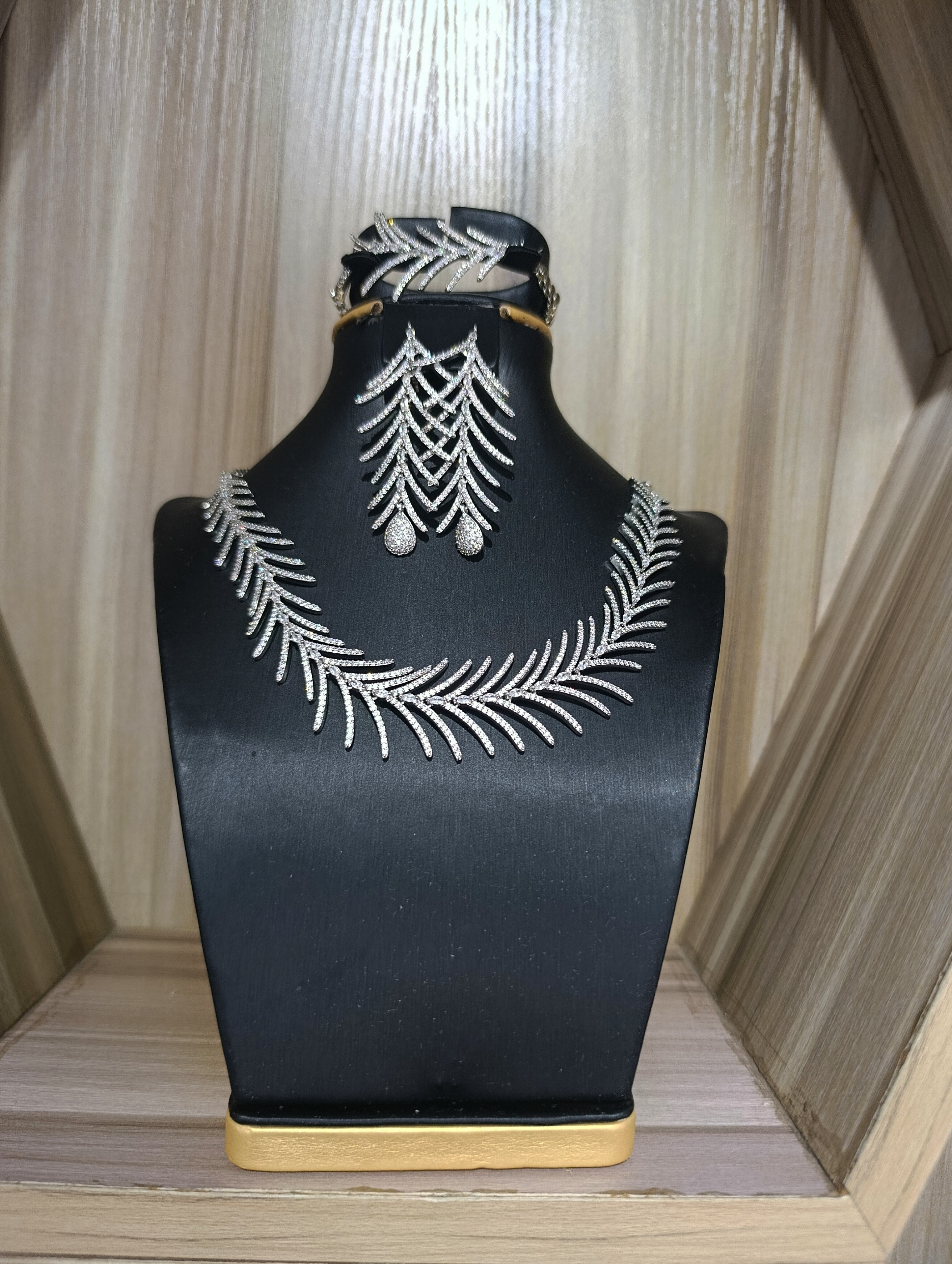 LEAF CRYSTAL SET