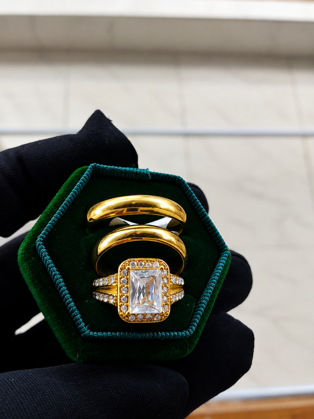 gold titanium wedding set